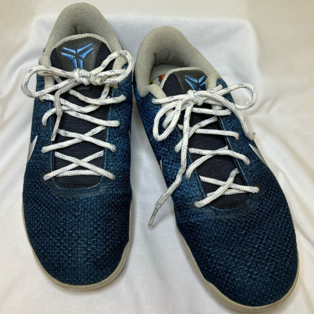 Nike Kobe 11 Brave Blue Shoes. Size 5 youth or women’s 6.5. Style: 822675-404.